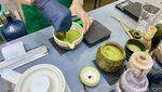 Cicip Mille Crepe Rasa Matcha yang Creamy di Kafe Hits Kemang