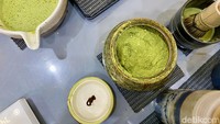Bubuk matcha yang digunakan berasal dari Kyoto. Hal ini dikonfirmasi langsung kepada barista Feel Matcha. Foto: detikFood / Yenny Mustika Sari
