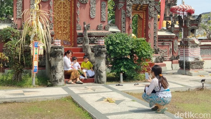 galungan di surabaya galungan di surabaya