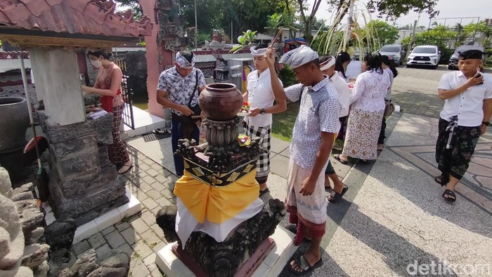galungan di surabaya