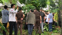 Rekaman ini membuat anak buah Ferdy Sambo kaget lantaran tidak sesuai dengan skenario Ferdy Sambo. Pada awalnya Sambo menyebut dirinya datang setelah Yosua tewas, akan tetapi saat Sambo tiba, Yosua masih hidup.