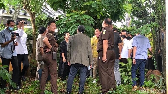 Hakim dan Jaksa meninjau TKP penembakan Brigadir Yosua, Rabu (4/1/2023).
