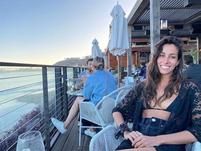 Dari pemadangan tersebut keduanya tampaknya memang menjalin hubungan spesial, meski keduanya masih menutup suara. Foto: Instagram