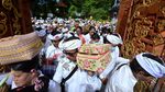 Potret Khidmat Perayaan Galungan di Pura Jagatnatha Bali