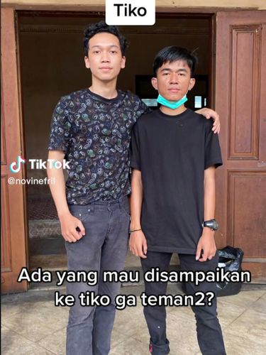 Kisah viral di media sosia, Tiko merawat ibunya bernama ibu Eny yang mengalami ODGJ dengan kondisi keuangan yang terbatas.