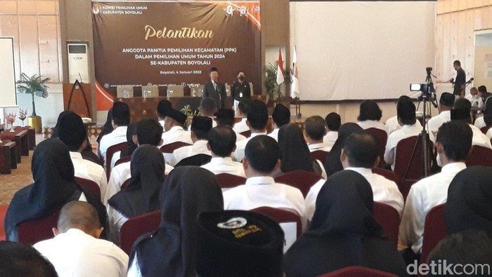 Pelantikan anggota PPK se-Kabupaten Boyolali, Rabu (4/1/2023).
