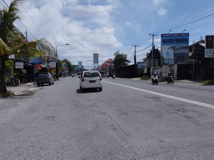 Pertokoan Jalan Teuku Umar Barat, Denpasar, Bali, Rabu (4/1/2023).