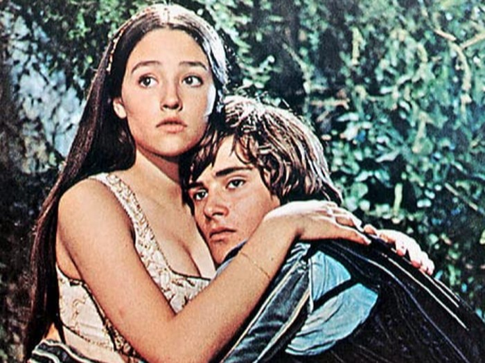 Romeo and Juliet Cuplikan adegan di film Romeo and Juliet (1968).