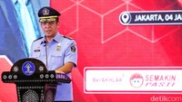 Mantan Direktur Utama Krakatau Steel Silmy Karim resmi menjadi Dirjen Imigrasi pada Rabu (04/01/2023).