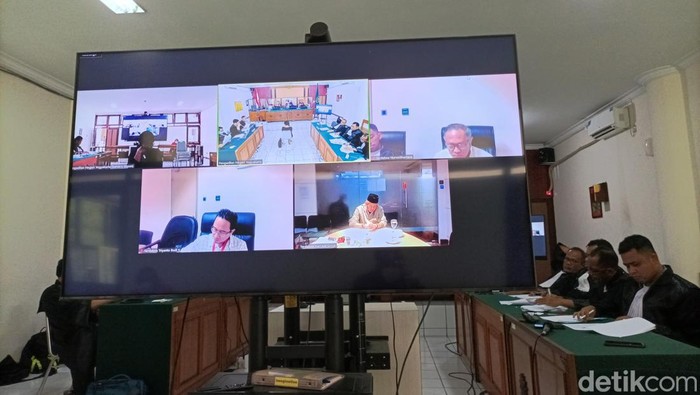 Sidang lanjutan kasus suap eks Walkot Jogja, Rabu (4/1/2023).