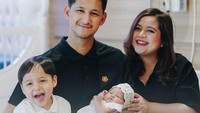 Shafanina Wardhana Bachtiar lahir tepat pada 1 Januari 2023 pukul 14.15 WIB melalui proses persalinan caesar. Foto: dok. Bukaan Moment