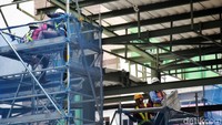 Untuk mendukung proyek MRT fase 2A, PT Transportasi Jakarta membangun halte sementara di Jalan Gajah Mada. Halte itu sebagai pengganti halte yang terdampak proyek MRT.
