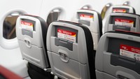 Pesawat ini merupakan salah satu pesawat Airbus yang paling modern. Pesawat mendarat dengan selamat di Bandara Internasional Noi Bai yang berada di kota Hanoi, Vietnam tepat pada malam Tahun Baru 2023. (dok. Vietjet)