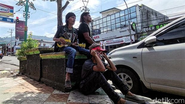 Anak punk di Sukabumi.