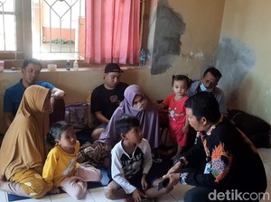 Puluhan Anak Tak Bisa Sekolah gegara Tertahan di Pelabuhan Kalianget Sumenep