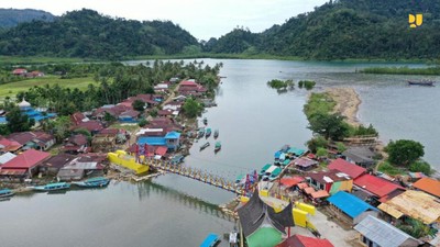 Jembatan Gantung Sungai Pisang di Padang Kelar, Ini Penampakannya
