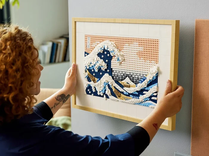 Keren Banget! Gelombang Laut Khas Hokusai Jadi Lego