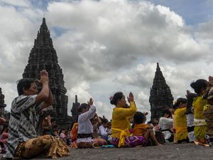 Watak Kelahiran Saniscara Umanis Medangkungan Menurut Kalender Bali
