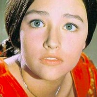 Olivia merasa Paramount semakin melakukan eksploitasi setelah menyebarkan foto adegan tersebut tanpa seizinnya. Leonard juga mengaku dirugikan. Mereka lantas mengajukan tuntutan ke pengadilan Santa Monica dengan nilai gugatan mencapai US$ 100 juta. (Foto: Dok. IMDB)