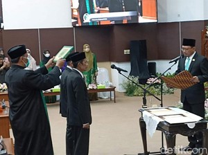 Anggota DPRD Pasuruan yang Video Mesumnya Viral Kena PAW
