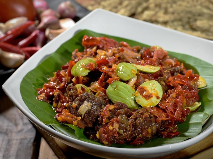 Resep Sambal Goreng Petai dan Ikan Asin