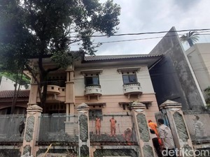 Cerita Warga Iba ke Bu Eny dan Tiko hingga Setop Bantu Uang-Sembako