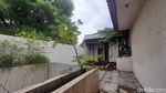 7 Foto Isi Rumah Mewah Ibu Eny dan Tiko yang Viral Terbengkalai 12 Tahun