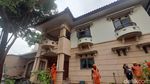 7 Foto Isi Rumah Mewah Ibu Eny dan Tiko yang Viral Terbengkalai 12 Tahun