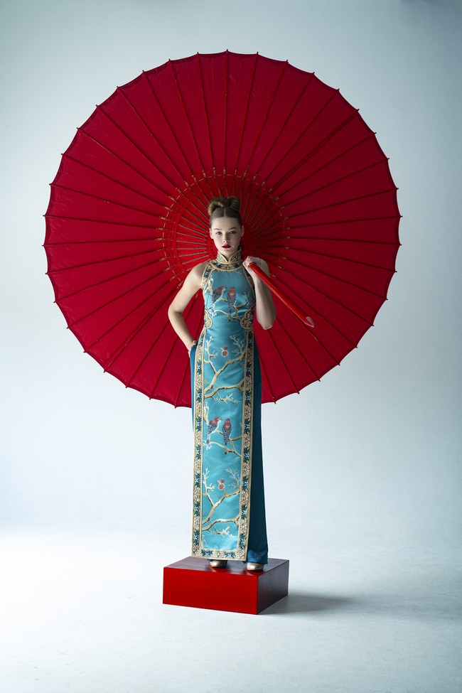 Sebastian Gunawan merilis koleksi busana untuk TahunBbaru Imlek 2023 yang terinspirasi dari dinasti Tang dan dinasti Qing, serta dikerjakan dengan teknik dan ilmu fashion Eropa. (Foto: Dok. Sebastian Gunawan/Ryan Tandya)