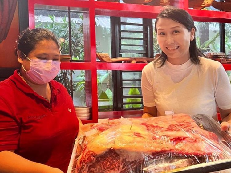 Sukses Bisnis Daging, Veronica Tan Pamer Wagyu Seberat 10 Kilogram