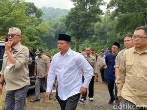 Jelang Arus Mudik, Wagub Jabar Minta Bupati-Walkot Perbaiki Jalan Rusak