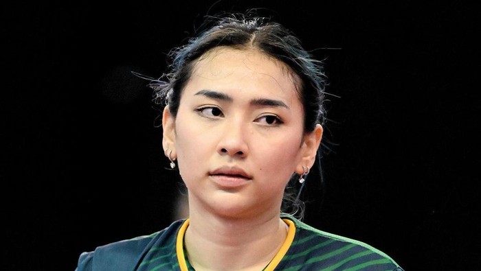 Yolla Yuliana.