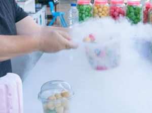 Puluhan Anak Keracunan Chiki Ngebul, Kemenkes Minta Ortu Awasi Jajanan Anak