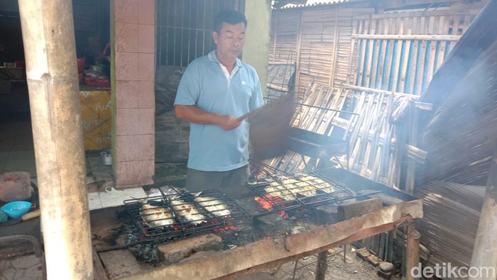 Aktivitas ikan Bantari Bakar di Indramayu