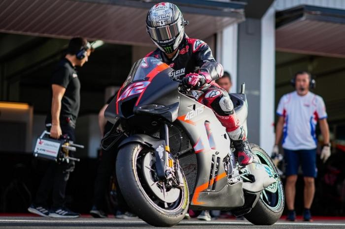 Alex Rins bersama Honda.