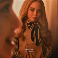 Gerakan menari M3GAN dalam film yang ditampilkan Amie sukses mencuri perhatian. Terlebih lagi saat trailer filmnya ditayangkan di YouTube. Foto: Instagram/@amiedonald_nz