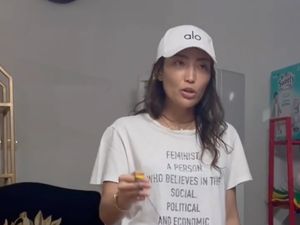 Ayu Dewi Pamer Keahlian Main Lato-lato, Paras Tanpa Makeup Malah Jadi Sorotan