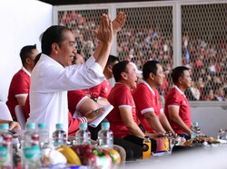 Jokowi mengatakan pemain Indonesia sudah bekerja keras meski pertandingan berakhir dengan skor kacamata. Lukas/Biro Setpres  