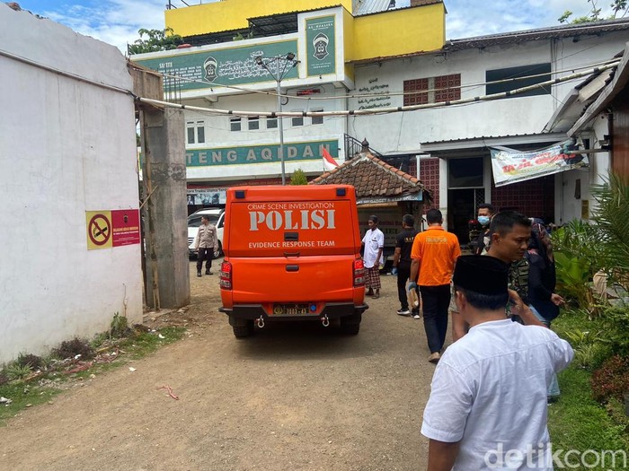 Fahim mawardi kiai jember cabul