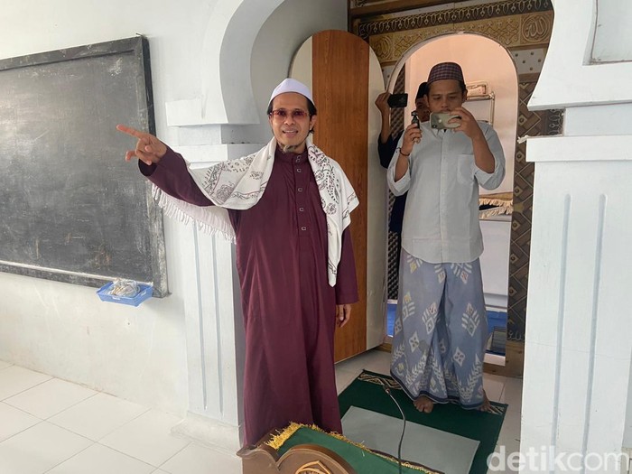 Fahim Mawardi kiai jember