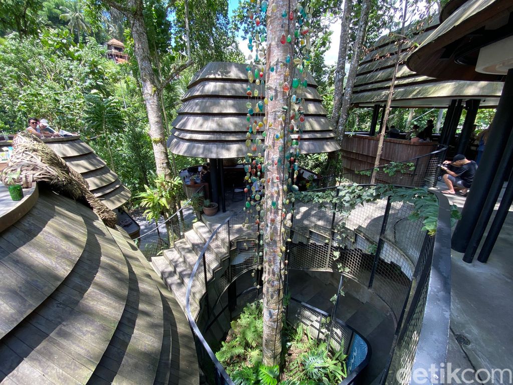 Kafe While You Are Here Ubud Bali Kafe While You Are Here Ubud Bali