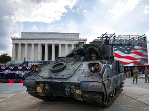 AS Umumkan Bantuan Militer Rp 46 T untuk Ukraina, Terbesar Sejauh Ini