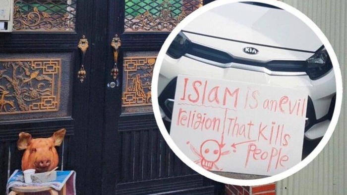 Kepala babi di depan masjid