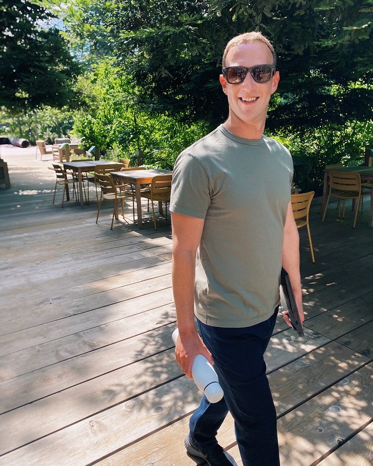 Mark Zuckerberg Mark Zuckerberg