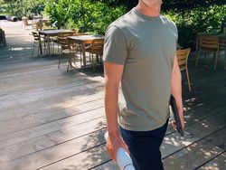 Harta Triliunan, Penampilan Mark Zuckerberg Tetap Berantakan