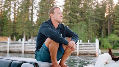 Harta Triliunan, Penampilan Mark Zuckerberg Tetap Berantakan