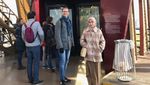 Menara Eiffel di Musim Dingin, Tetap Membeludak Turisnya!