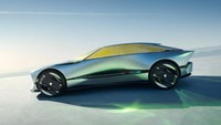 Peugeot Inception merupakan sedan empat kursi yang platform-nya berasal dari Stellantis STLA Large EV. Kendaraan itu sepintas terlihat seperti mobil-mobil masa depan yang acap muncul di sejumlah film science fiction (sci-fi). Foto: Peugeot Global.