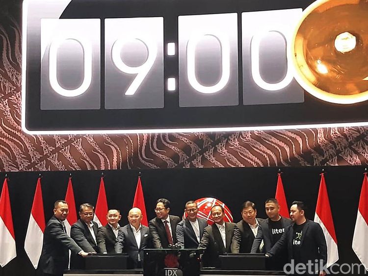 Produsen Cap Tikus cs Resmi Masuk Pasar Modal, yang Nganterin Sandiaga