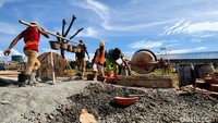 Pembangunan terus dikebut untuk mencapai target rampung pada akhir Januari ini.
